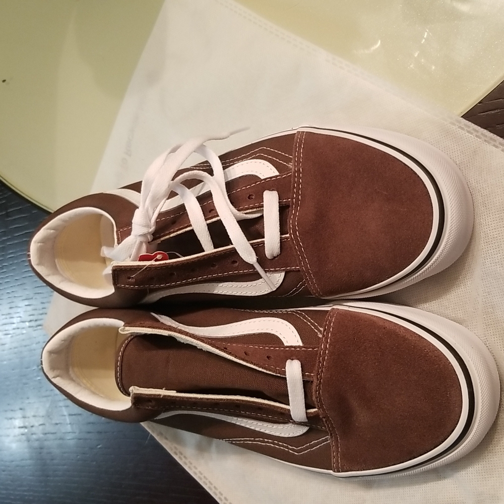 Brand new Van's  uni sex suede